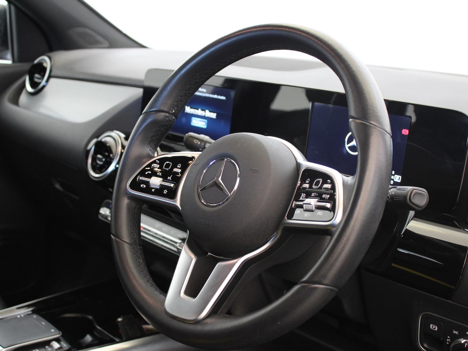 Used Mercedes-Benz GLA 2021 for sale - 77979722: Photo 11