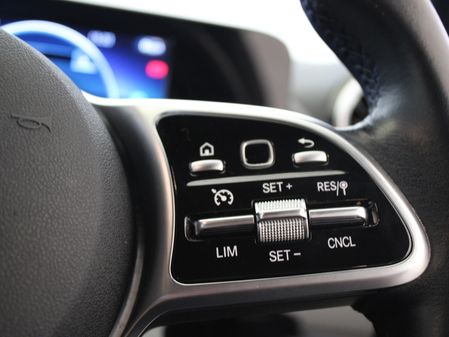 Used Mercedes-Benz GLA 2021 for sale - 77979722: Photo 12