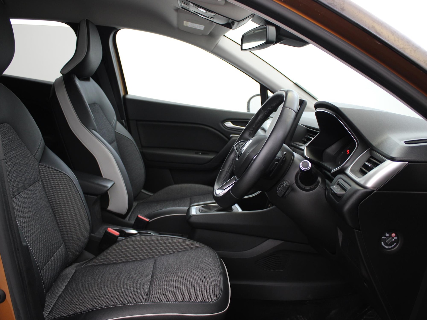 Used Renault Captur 2020 for sale - 77398019: Photo 9