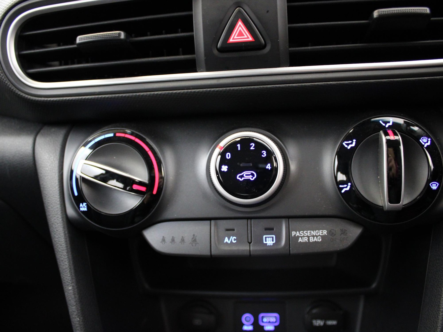 Used Hyundai KONA 2019 for sale - 76594412: Photo 24