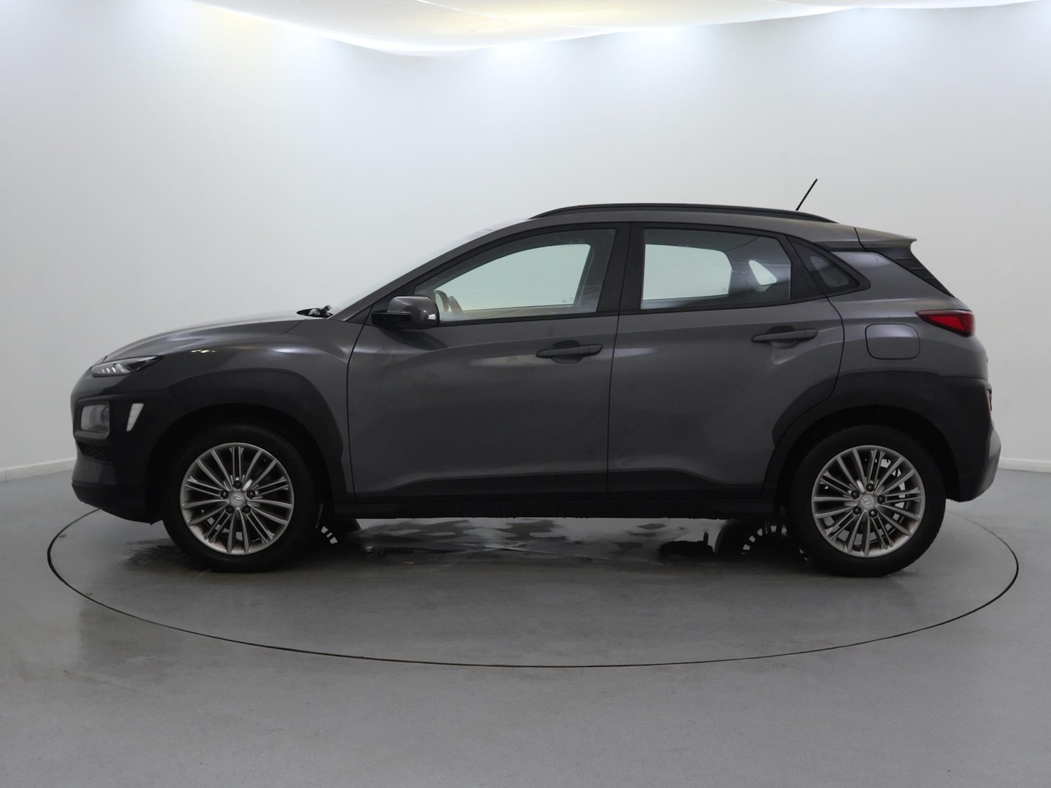 Used Hyundai KONA 2019 for sale - 76594412: Photo 4