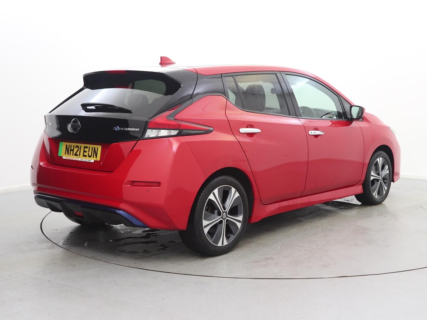 Used Nissan Leaf 2021 for sale - 76916403: Photo 5
