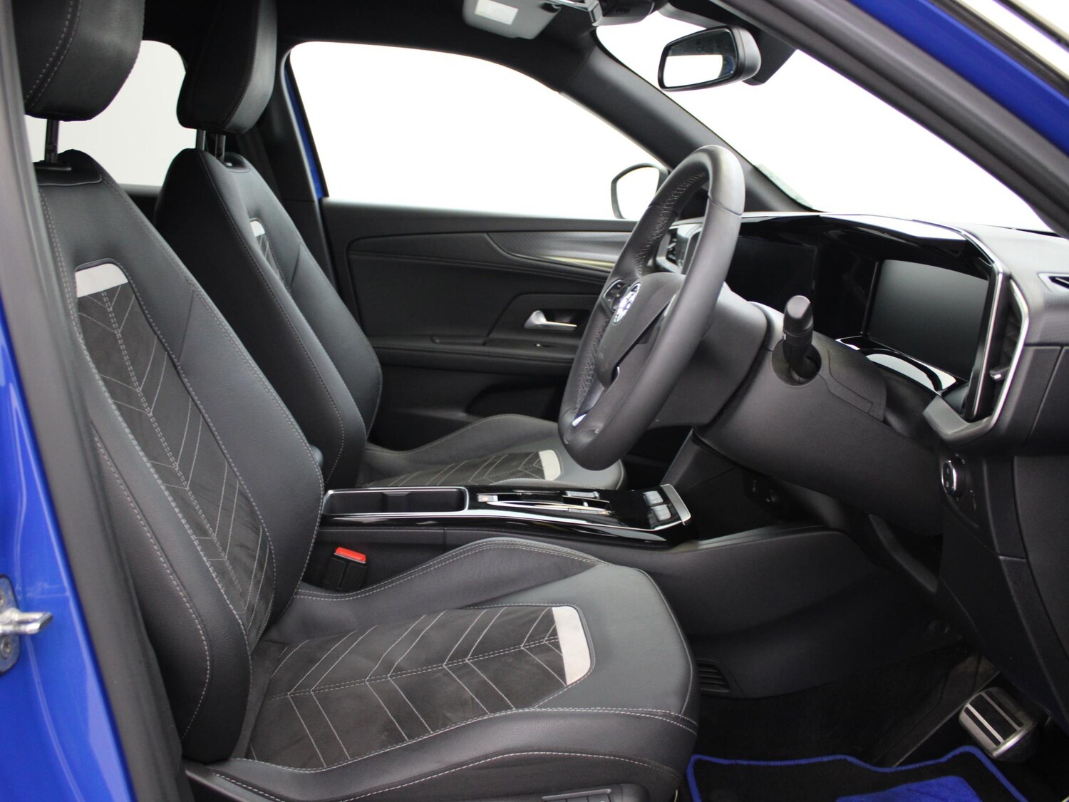 Used Vauxhall Mokka 2024 for sale - 76515799: Photo 9