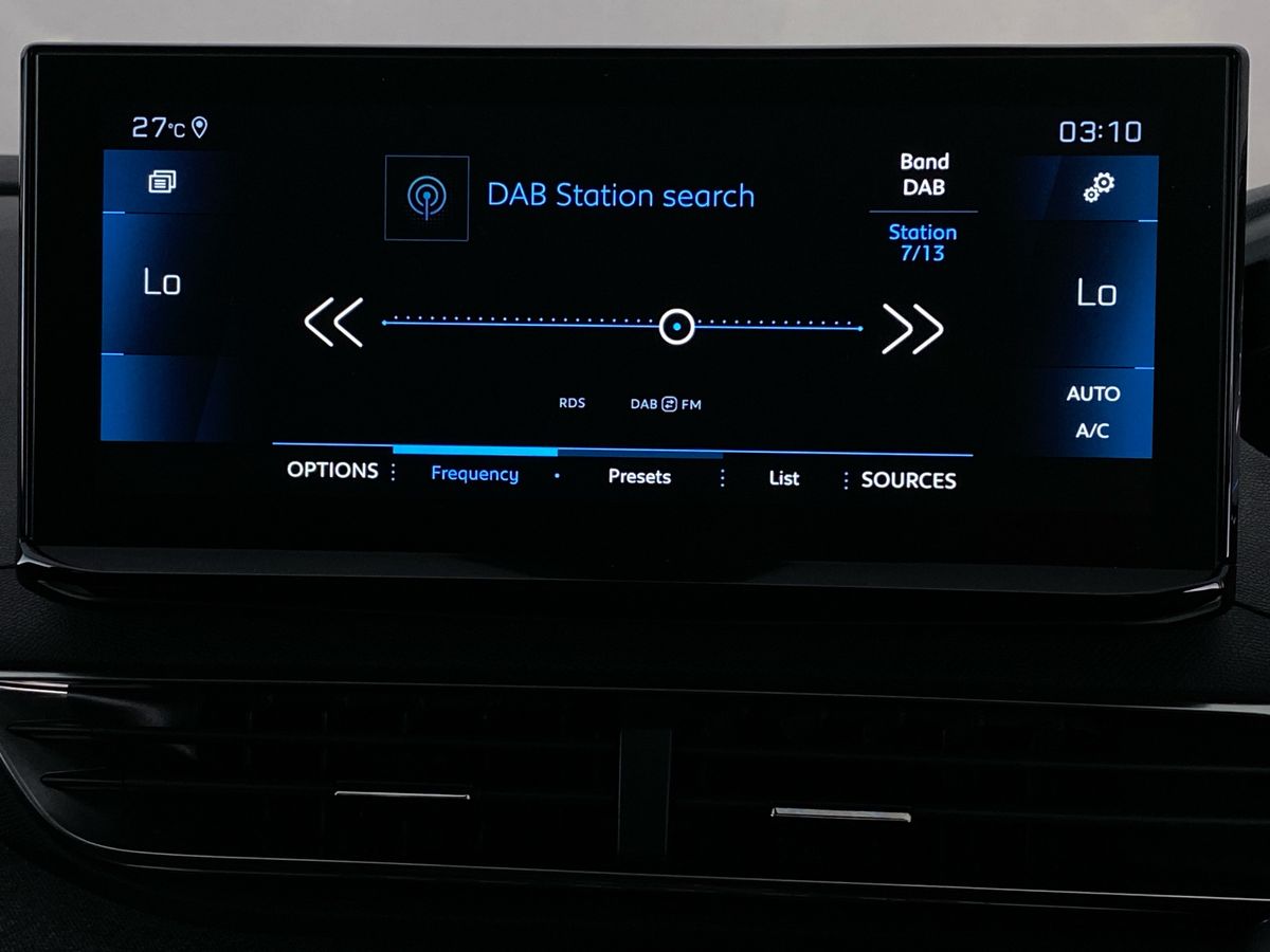 Used Peugeot 3008 2022 for sale - 77649381: Photo 19