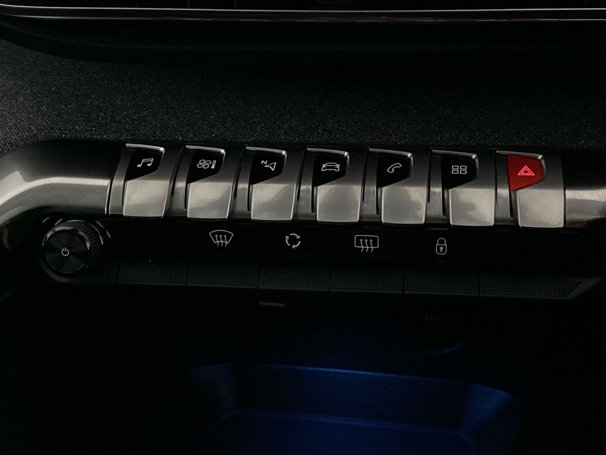 Used Peugeot 3008 2022 for sale - 77649381: Photo 26