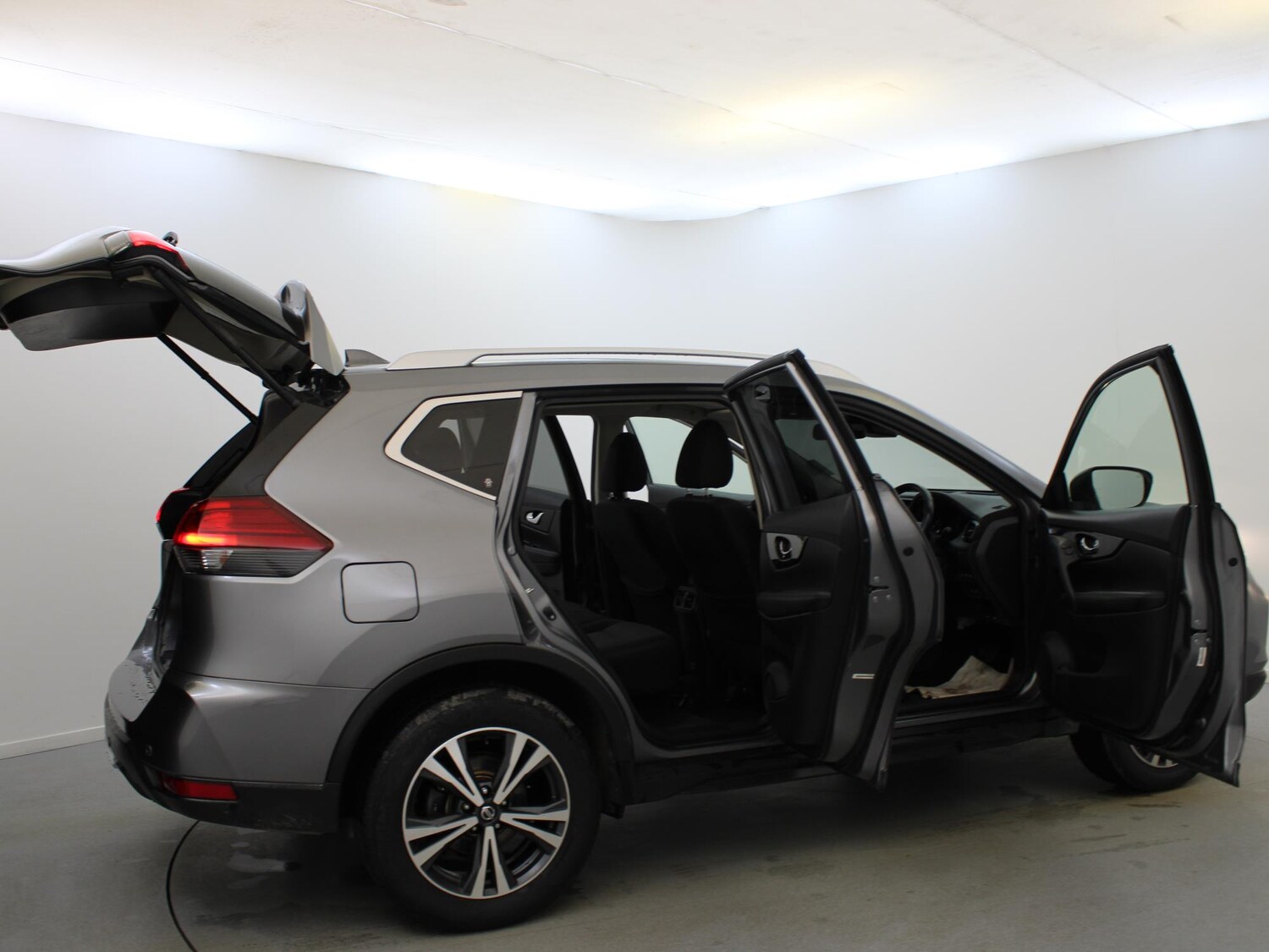 Used Nissan X-Trail 2021 for sale - 76553525: Photo 31