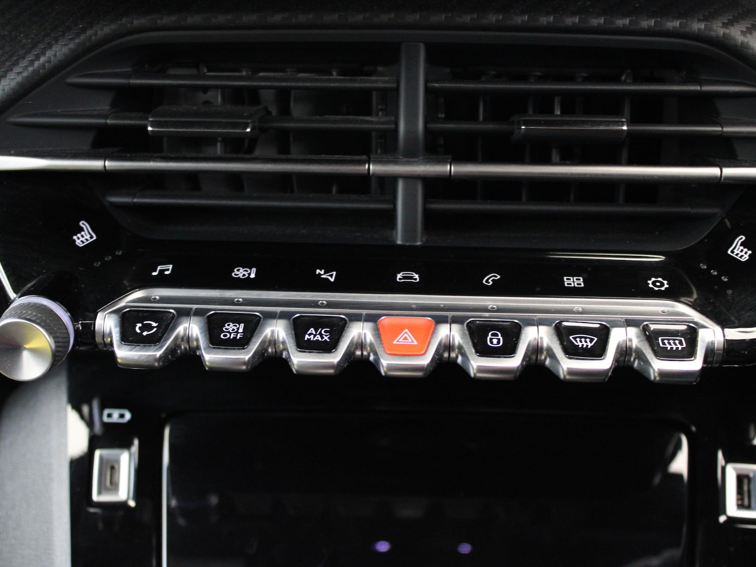 Used Peugeot 2008 2023 for sale - 77973281: Photo 21