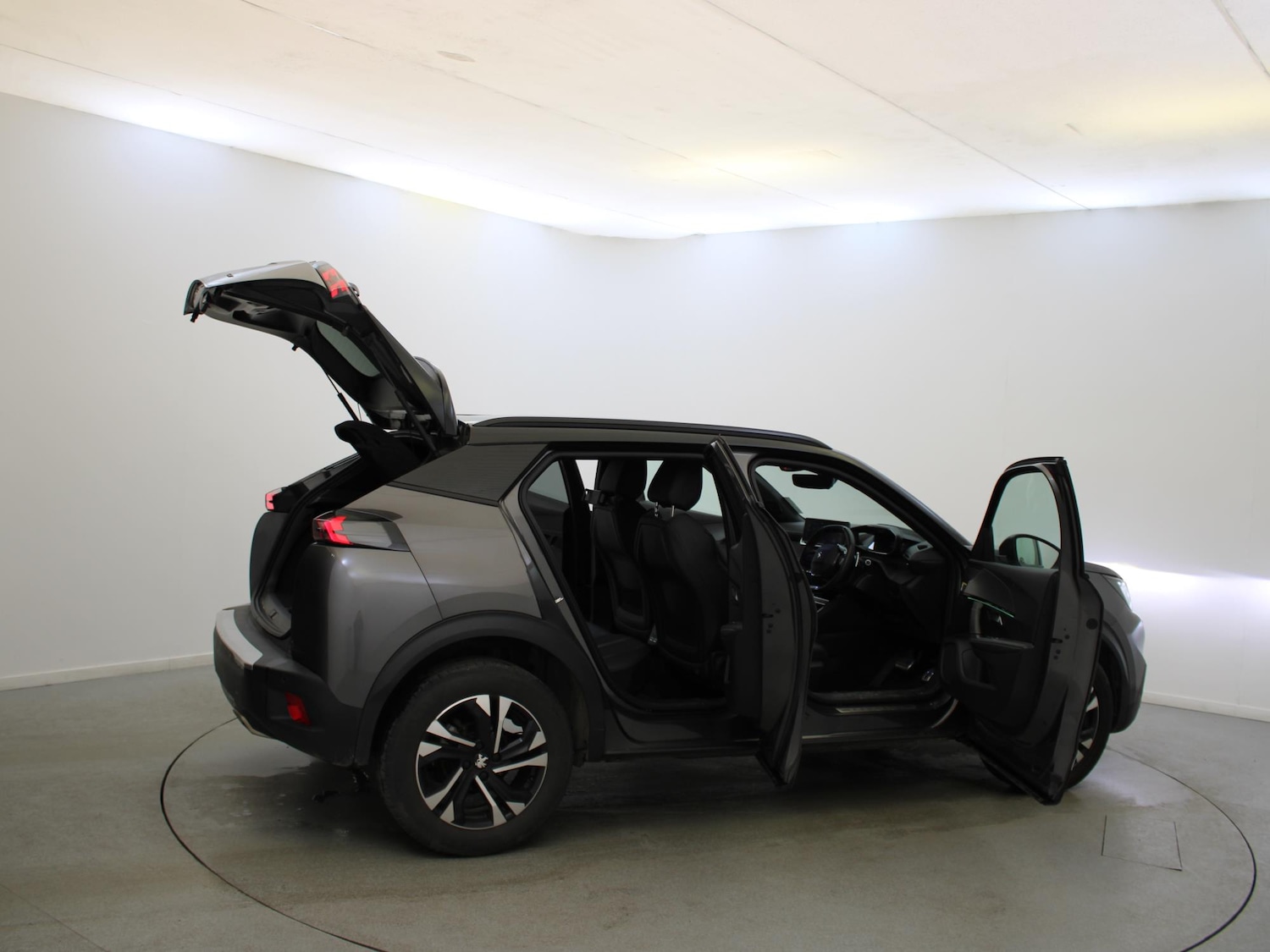 Used Peugeot 2008 2023 for sale - 77973281: Photo 34