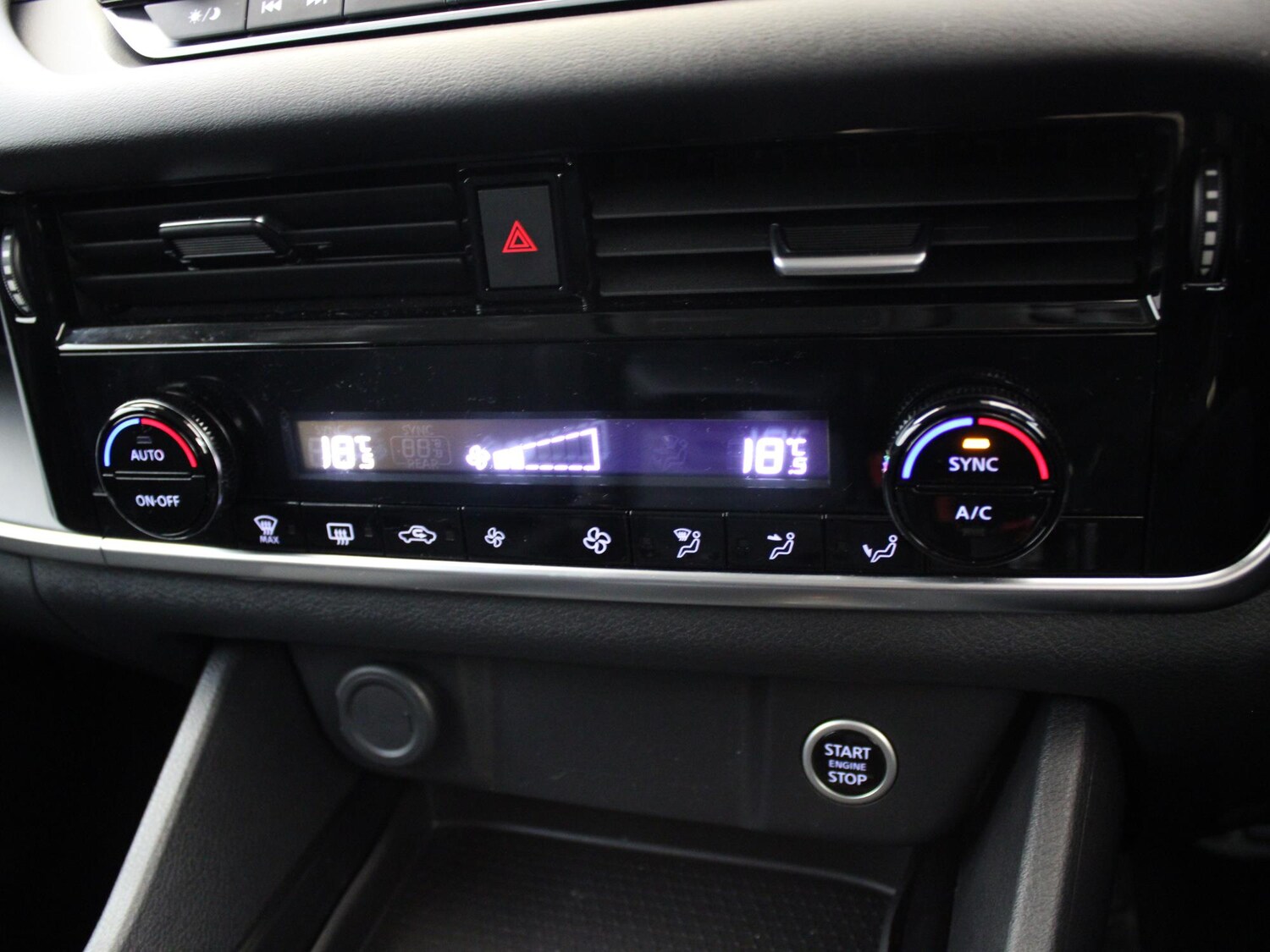 Used Nissan Qashqai 2022 for sale - 76016550: Photo 21