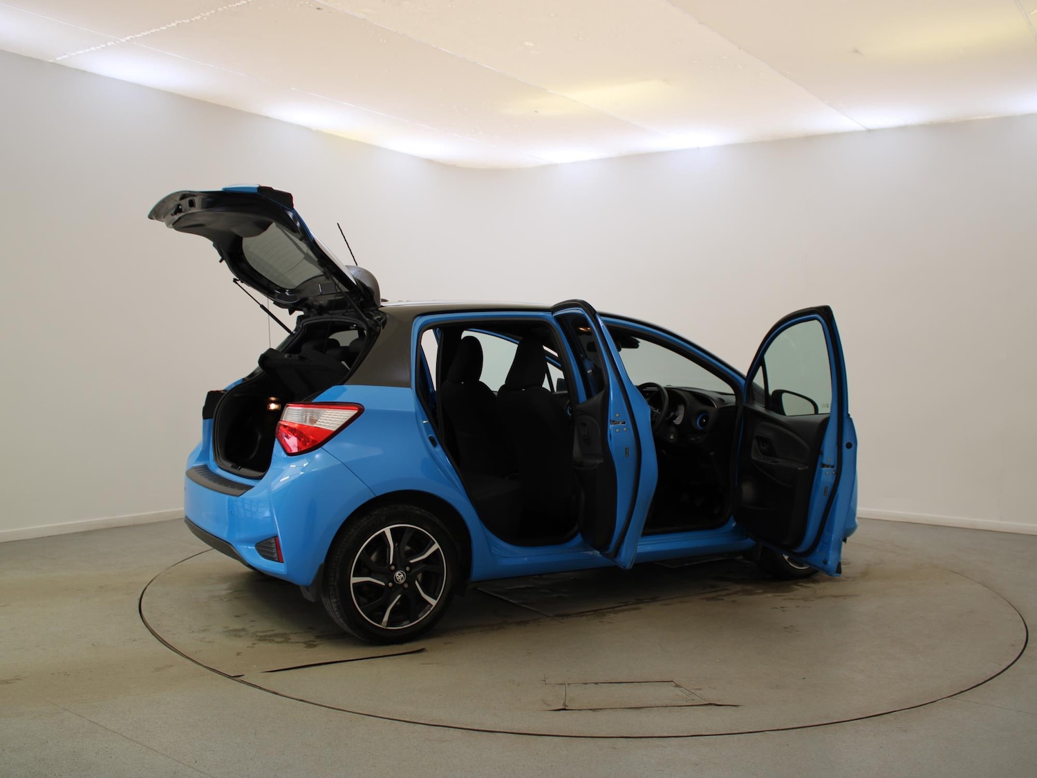 Vehicle 28