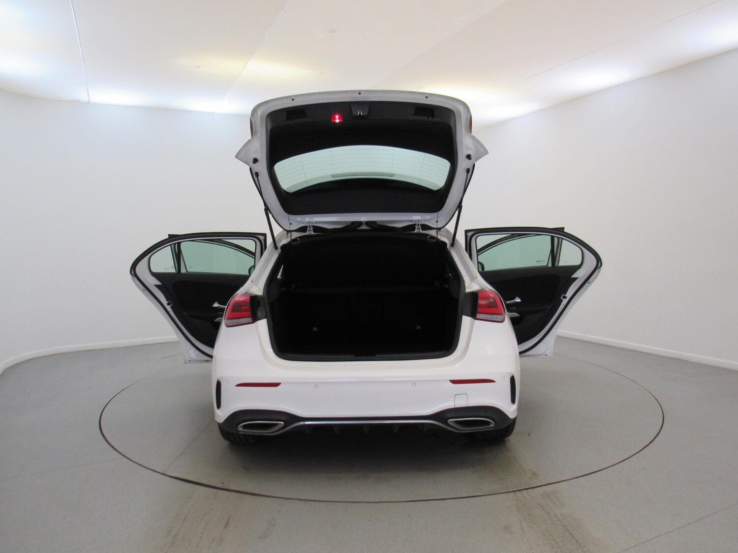 Used Mercedes-Benz A-Class 2018 for sale - 77500803: Photo 29