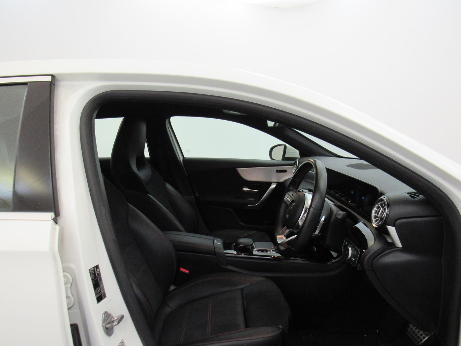 Used Mercedes-Benz A-Class 2018 for sale - 77500803: Photo 9