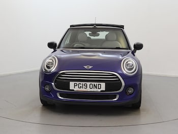 Used MINI Convertible 2019 for sale - 76353251: Photo