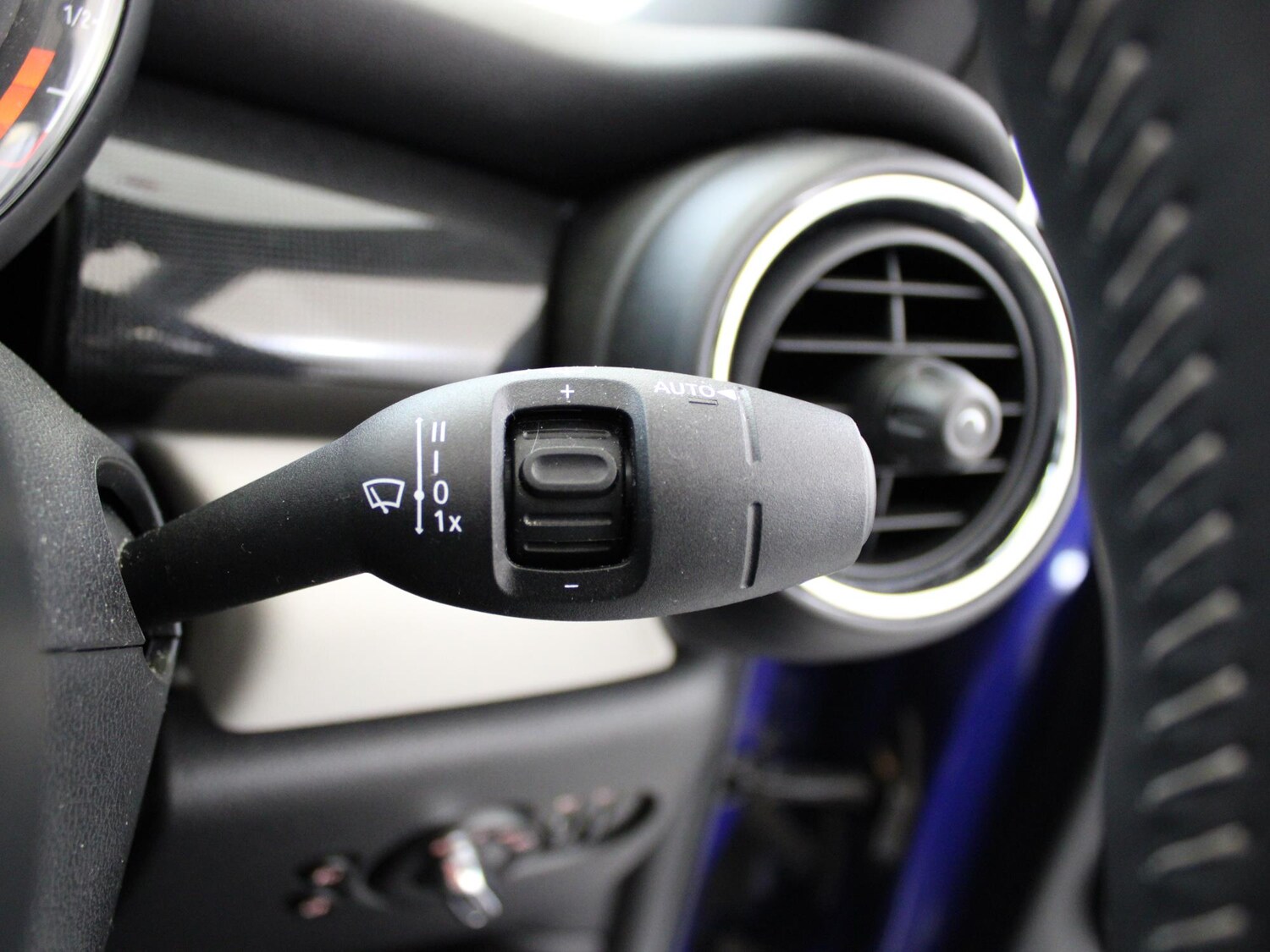 Used MINI Convertible 2019 for sale - 76353251: Photo 36