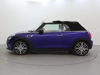 Used MINI Convertible 2019 for sale - 76353251: Photo