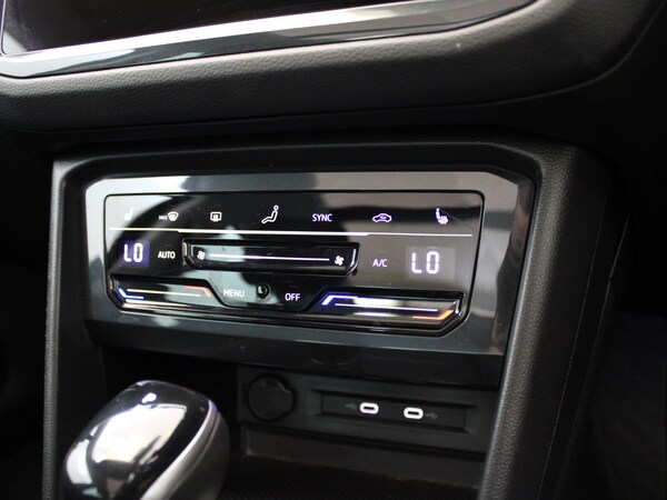 Used Volkswagen Tiguan 2020 for sale - 75592610: Photo 31
