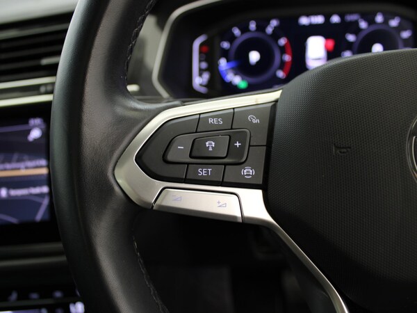 Used Volkswagen Tiguan 2020 for sale - 75592610: Photo 35