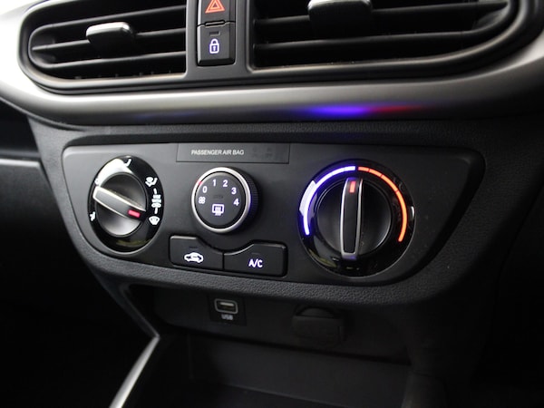 Used Hyundai i10 2021 for sale - 76274684: Photo 25