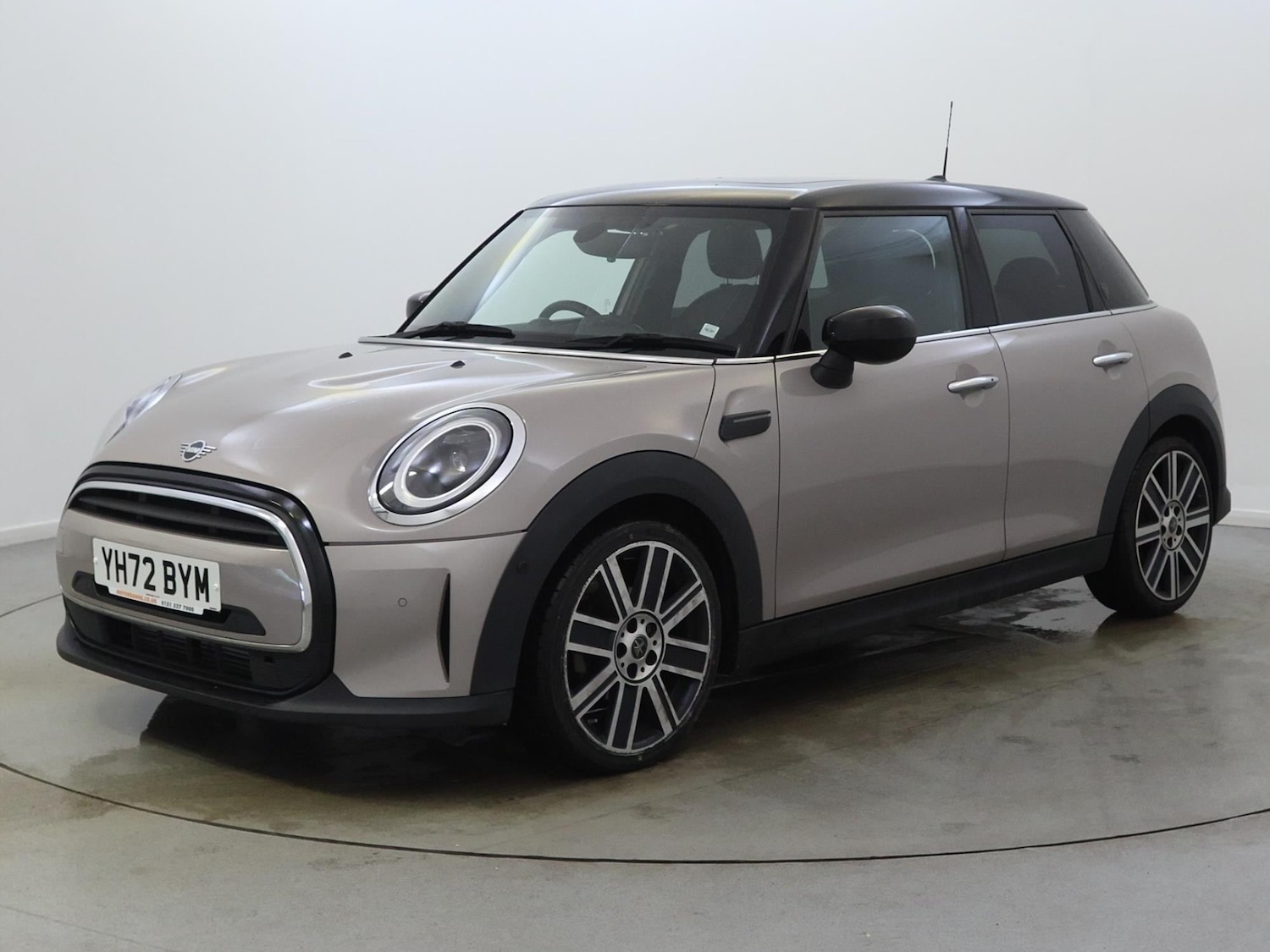 Used MINI Hatch 2022 for sale - 77348452: Photo 3