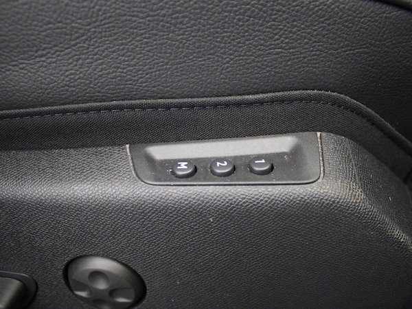 Used DS Automobiles DS 7 Crossback 2022 for sale - 75499251: Photo 10