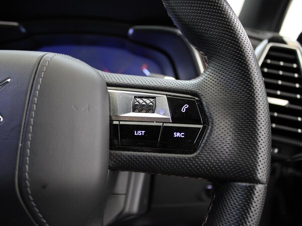 Used DS Automobiles DS 7 Crossback 2022 for sale - 75499251: Photo 33