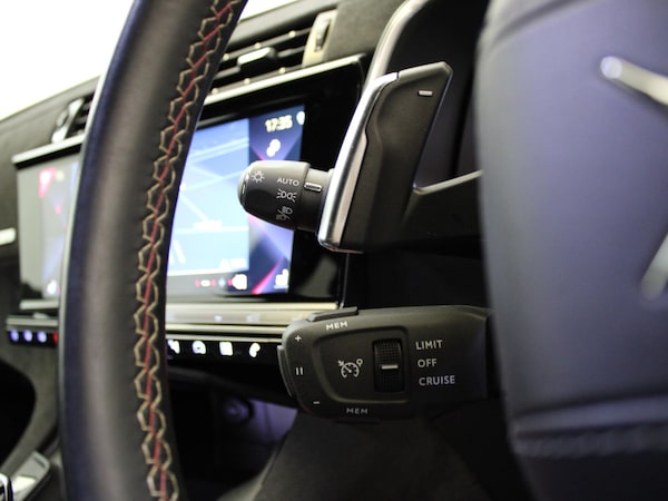 Used DS Automobiles DS 7 Crossback 2022 for sale - 75499251: Photo 34