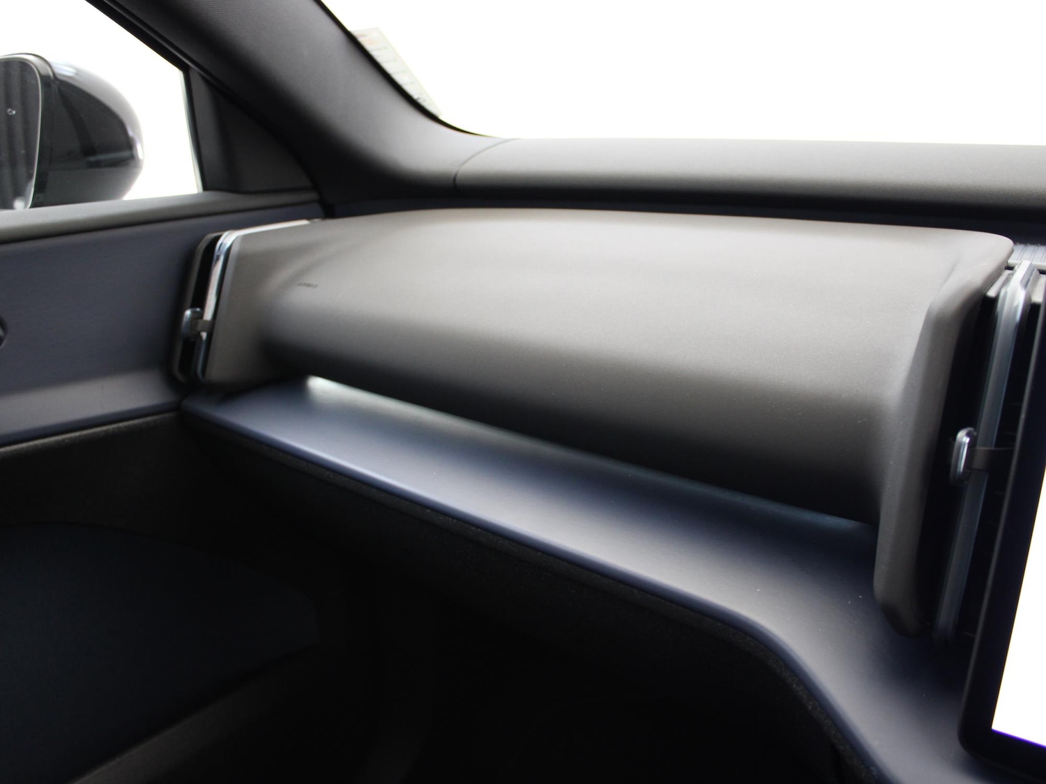 Used Volvo EX30 2024 for sale - 76502953: Photo 25