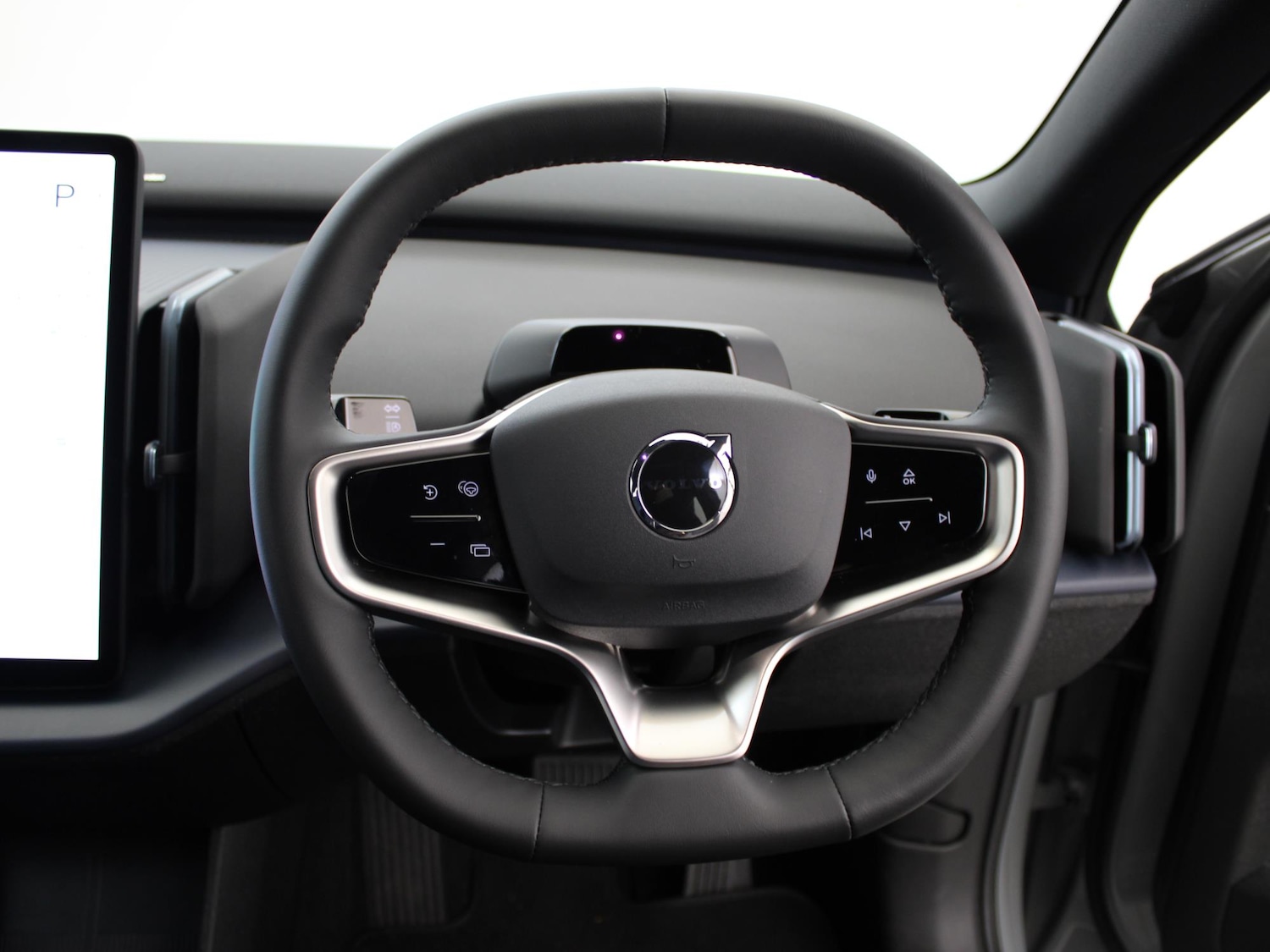 Used Volvo EX30 2024 for sale - 76502953: Photo 27