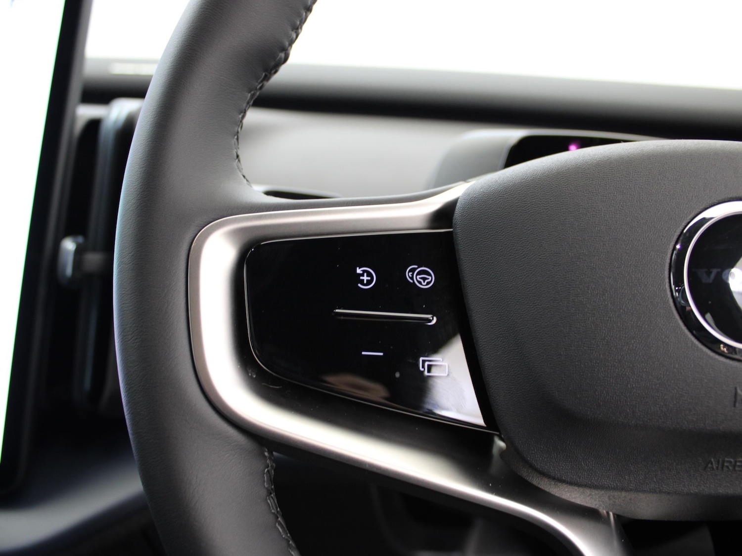 Used Volvo EX30 2024 for sale - 76502953: Photo 28