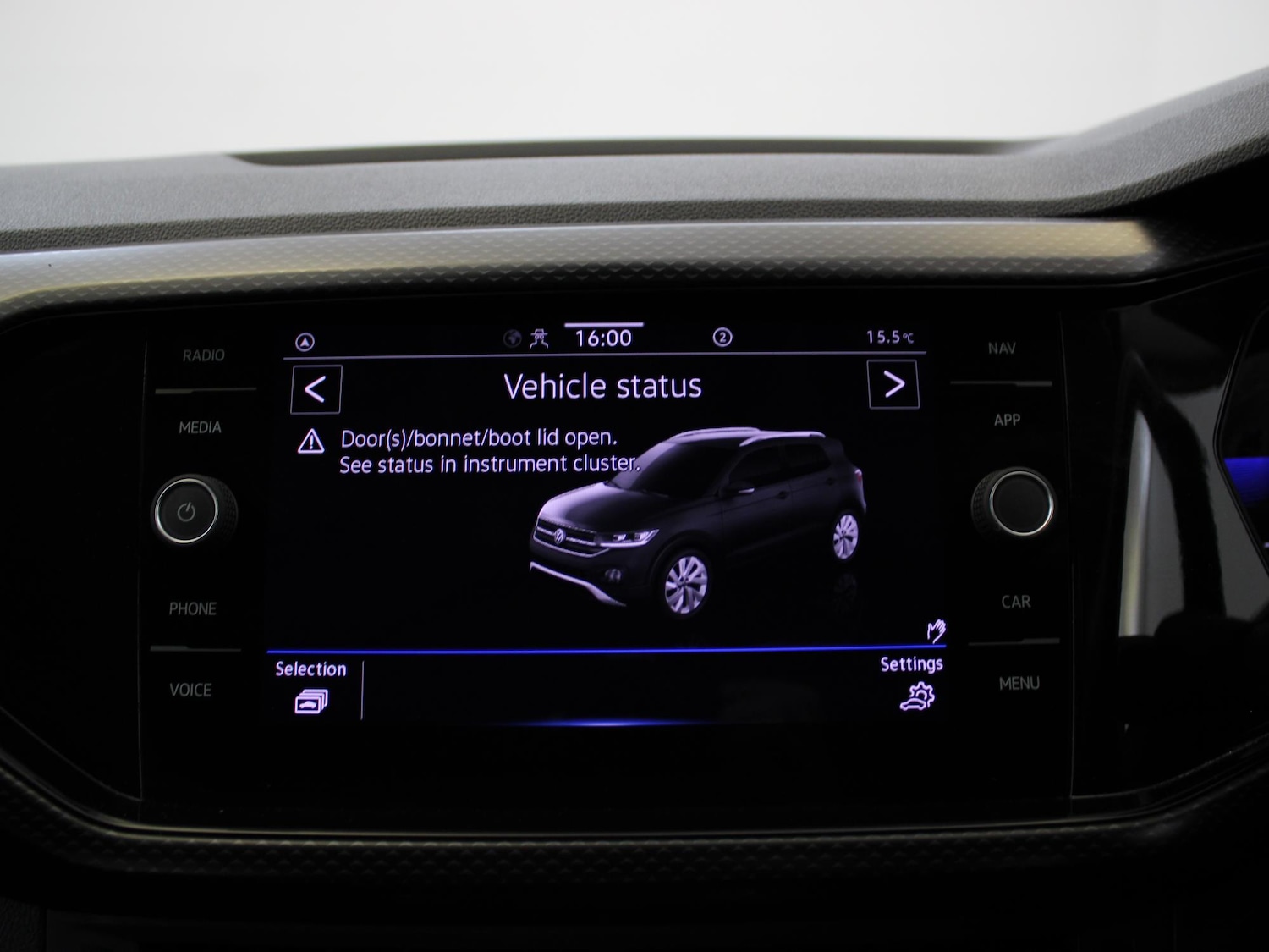 Used Volkswagen T-Cross 2022 for sale - 75793481: Photo 21