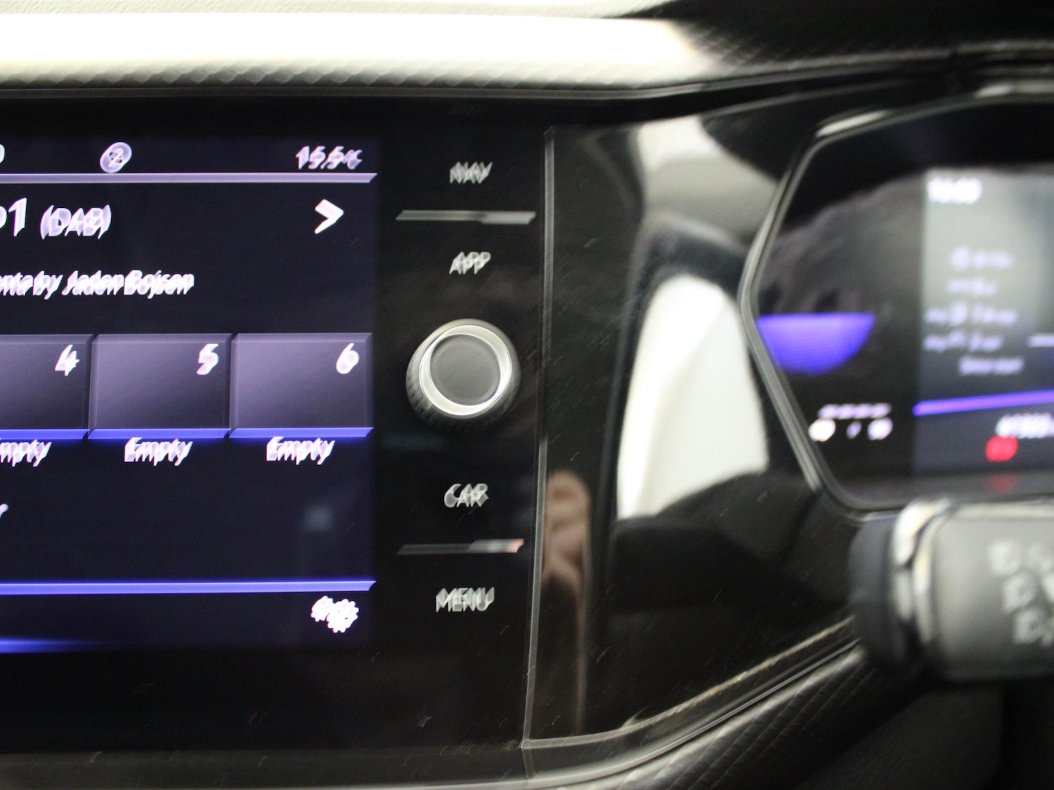 Used Volkswagen T-Cross 2022 for sale - 75793481: Photo 25
