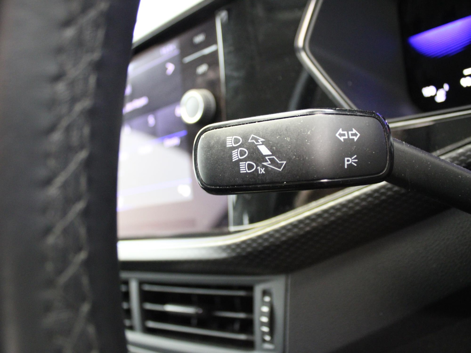 Used Volkswagen T-Cross 2022 for sale - 75793481: Photo 32