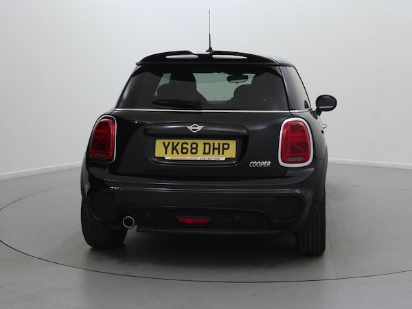 Used MINI Hatch 2019 for sale - 74176672: Photo 6