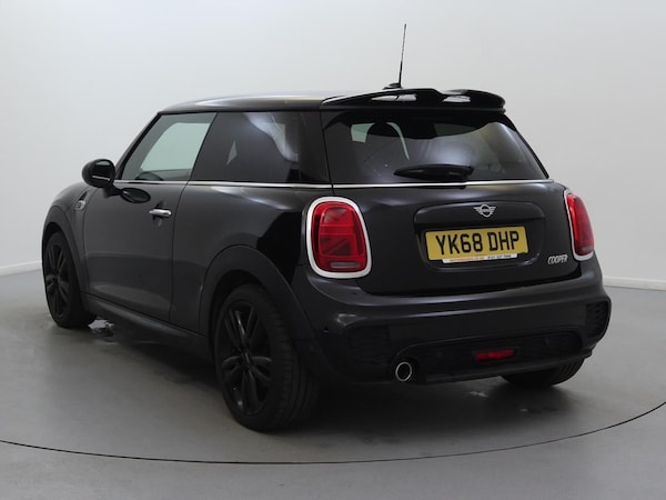 Used MINI Hatch 2019 for sale - 74176672: Photo 7