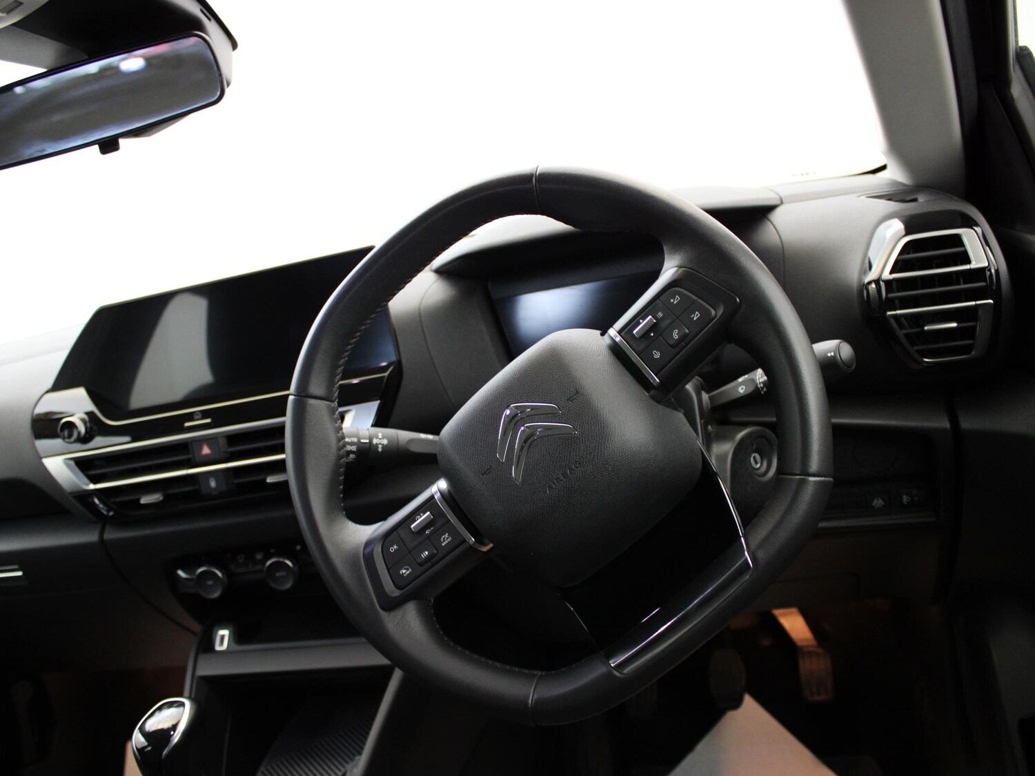 Used Citroen C4 2023 for sale - 77535239: Photo 14