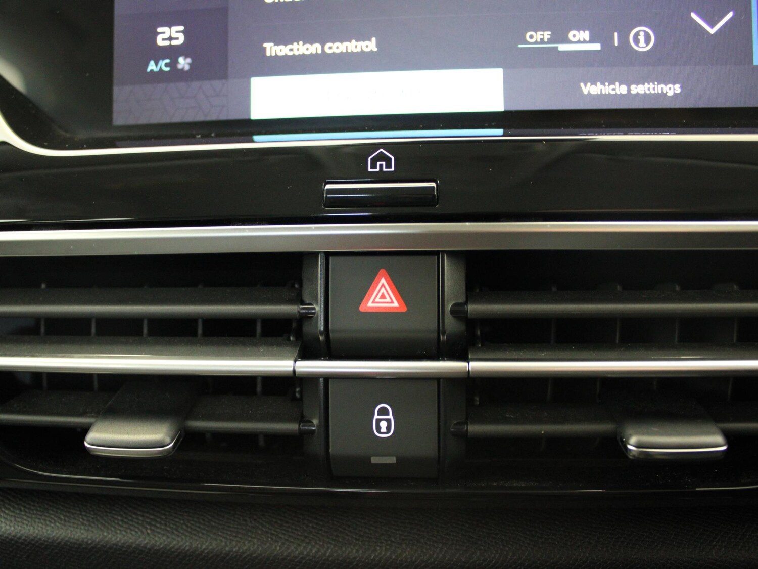 Used Citroen C4 2023 for sale - 77535239: Photo 23