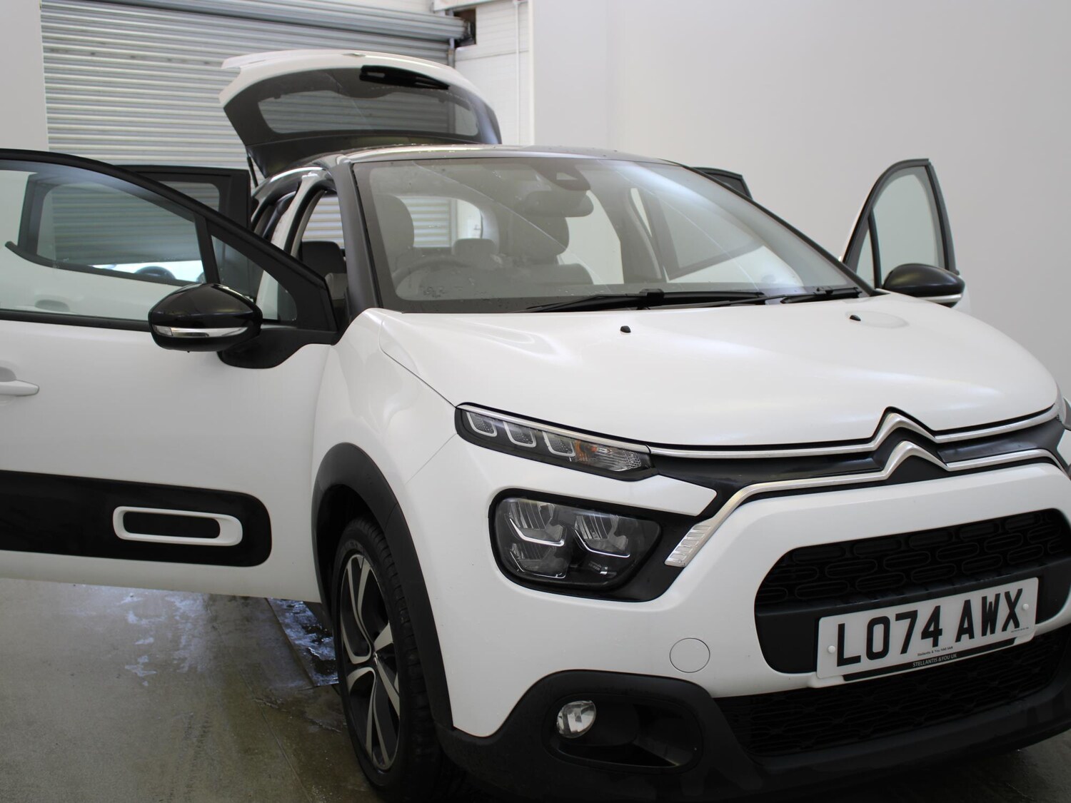 Vehicle 28