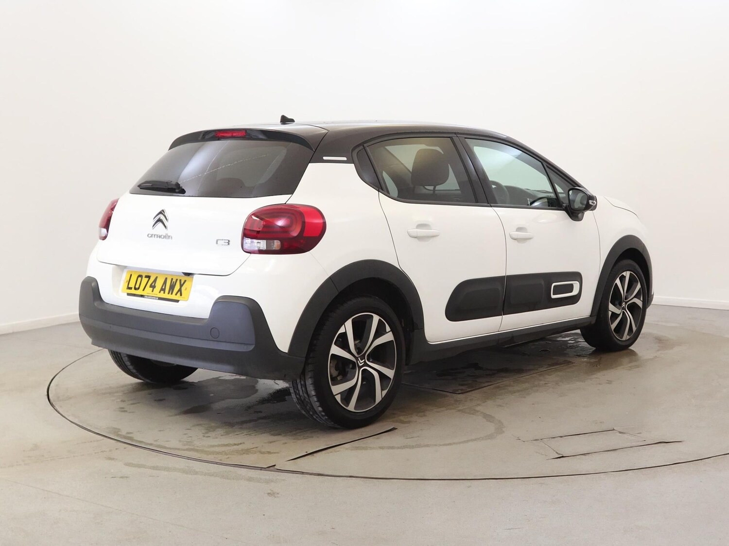 Vehicle 5