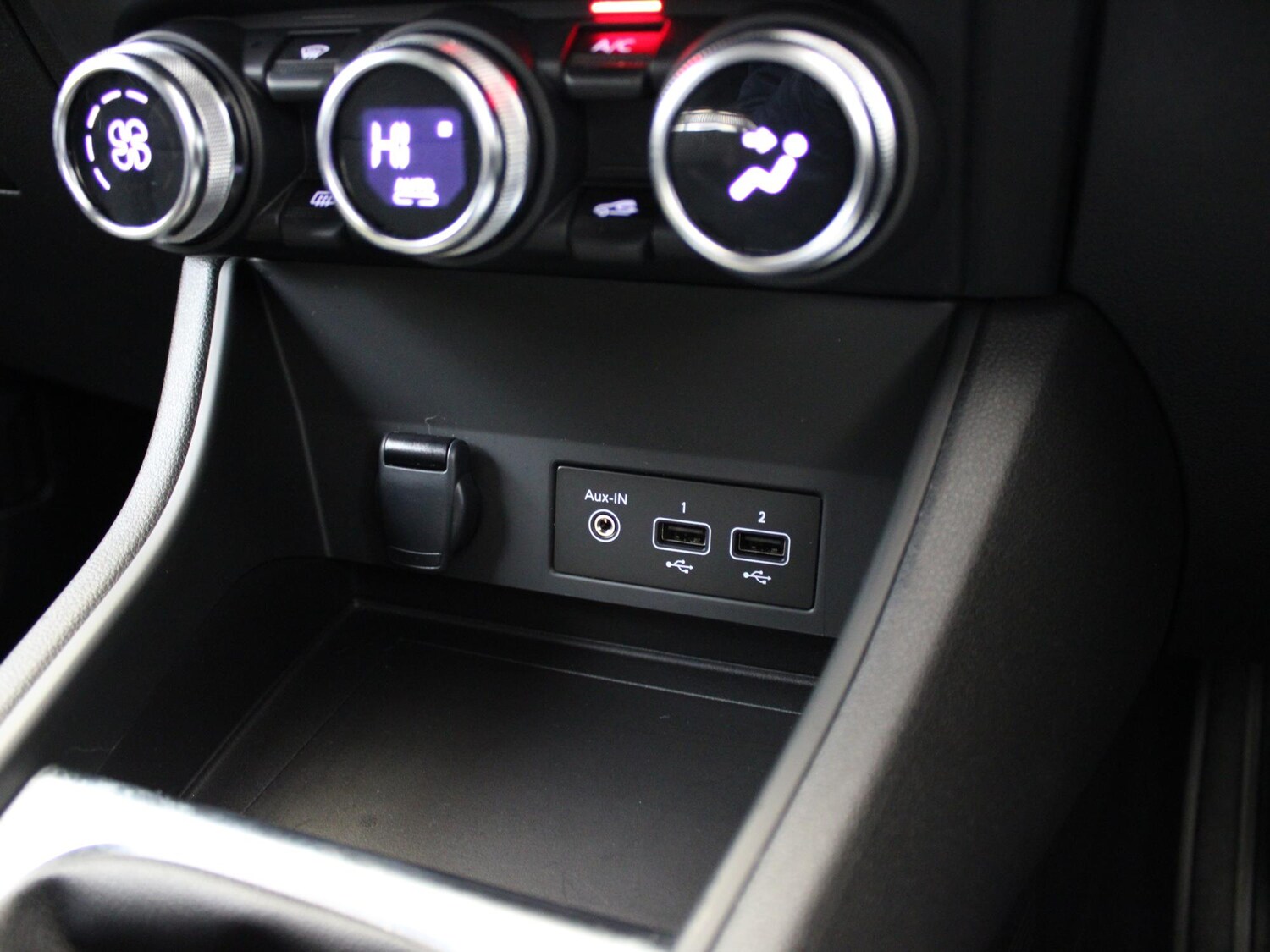 Used Renault Captur 2023 for sale - 77561202: Photo 25