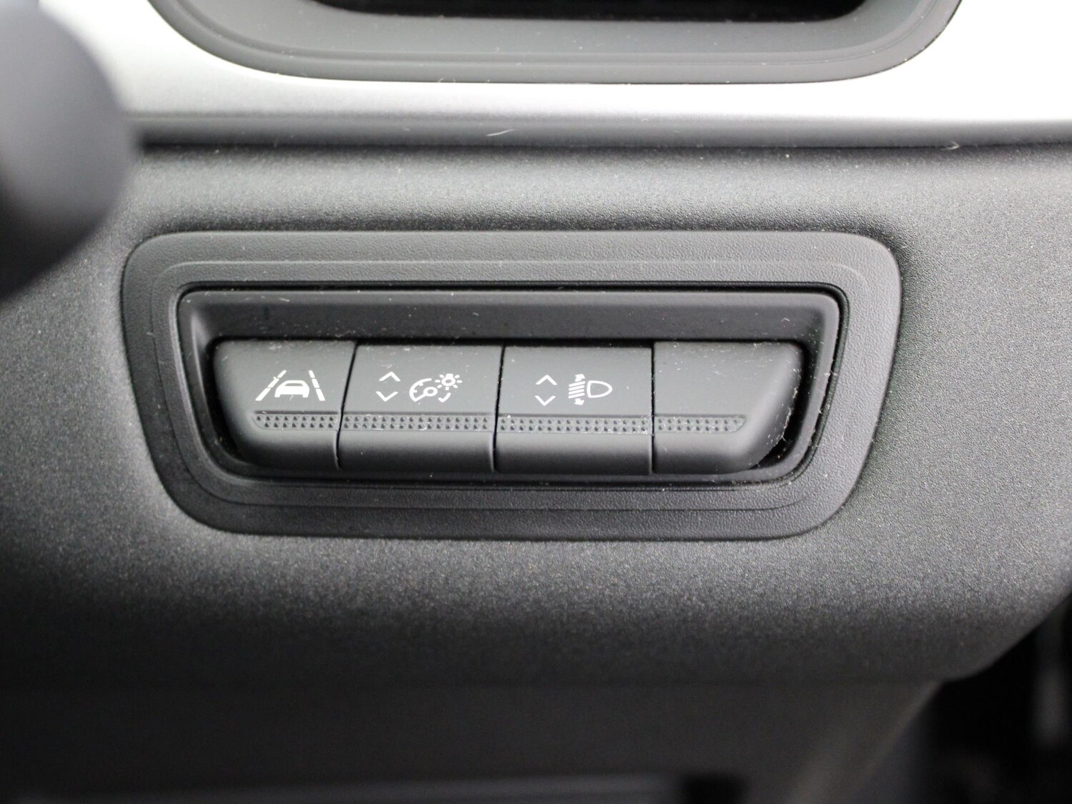 Used Renault Captur 2023 for sale - 77561202: Photo 32