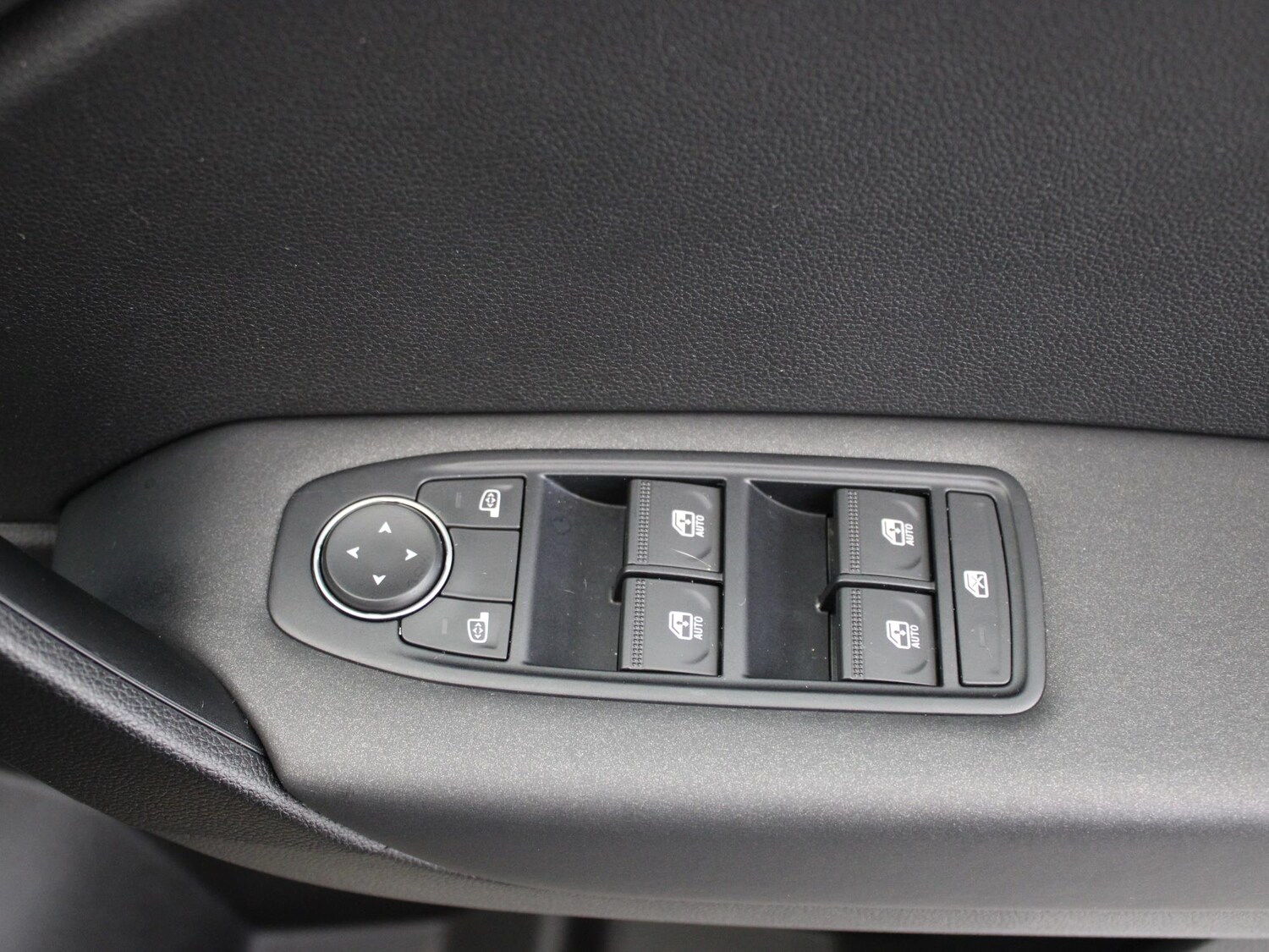 Used Renault Captur 2023 for sale - 77561202: Photo 34