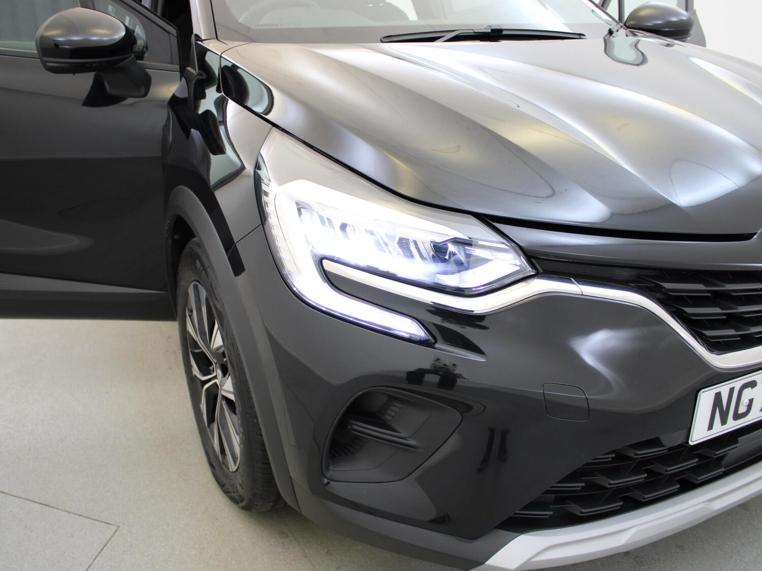 Used Renault Captur 2023 for sale - 77561202: Photo 37