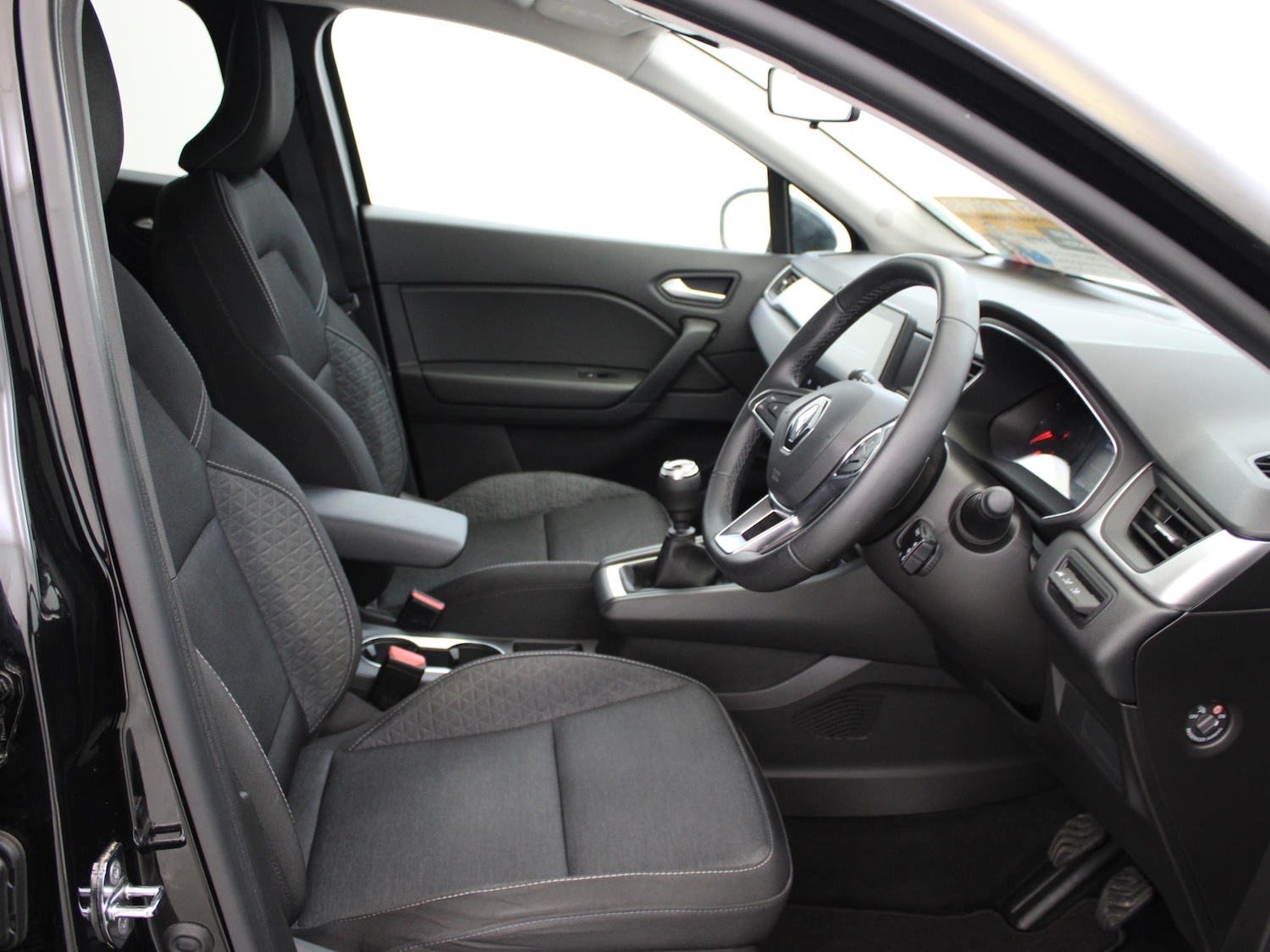 Used Renault Captur 2023 for sale - 77561202: Photo 9