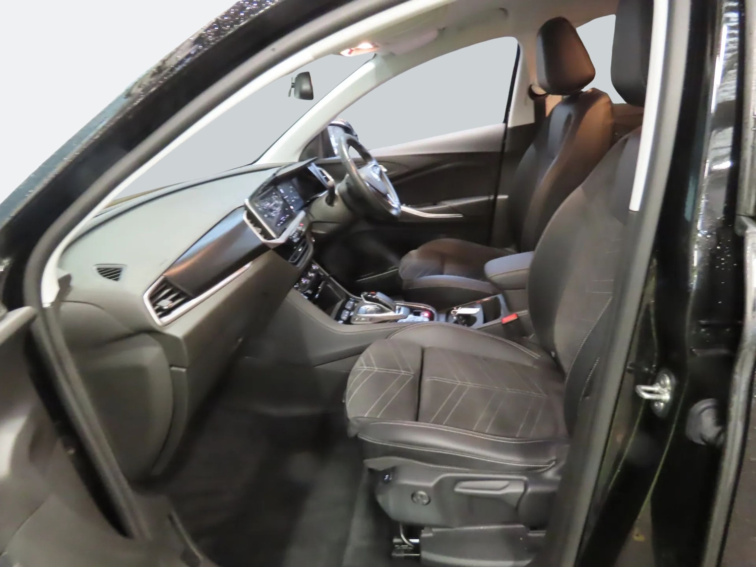 Used Vauxhall Grandland 2022 for sale - 77240089: Photo 8