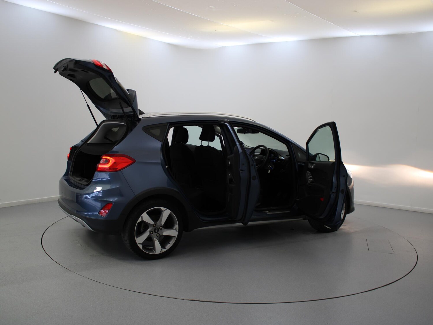 Vehicle 33