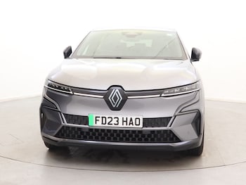 Used Renault Megane E Tech 2023 for sale - 79217527: Photo