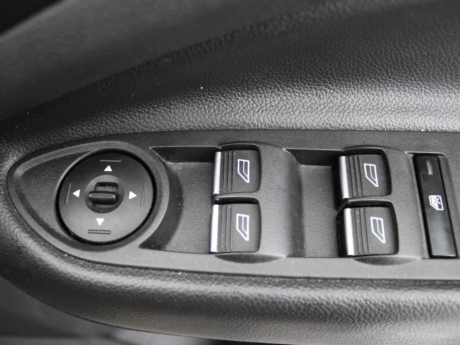 Used Ford Kuga 2016 for sale - 77443985: Photo 25