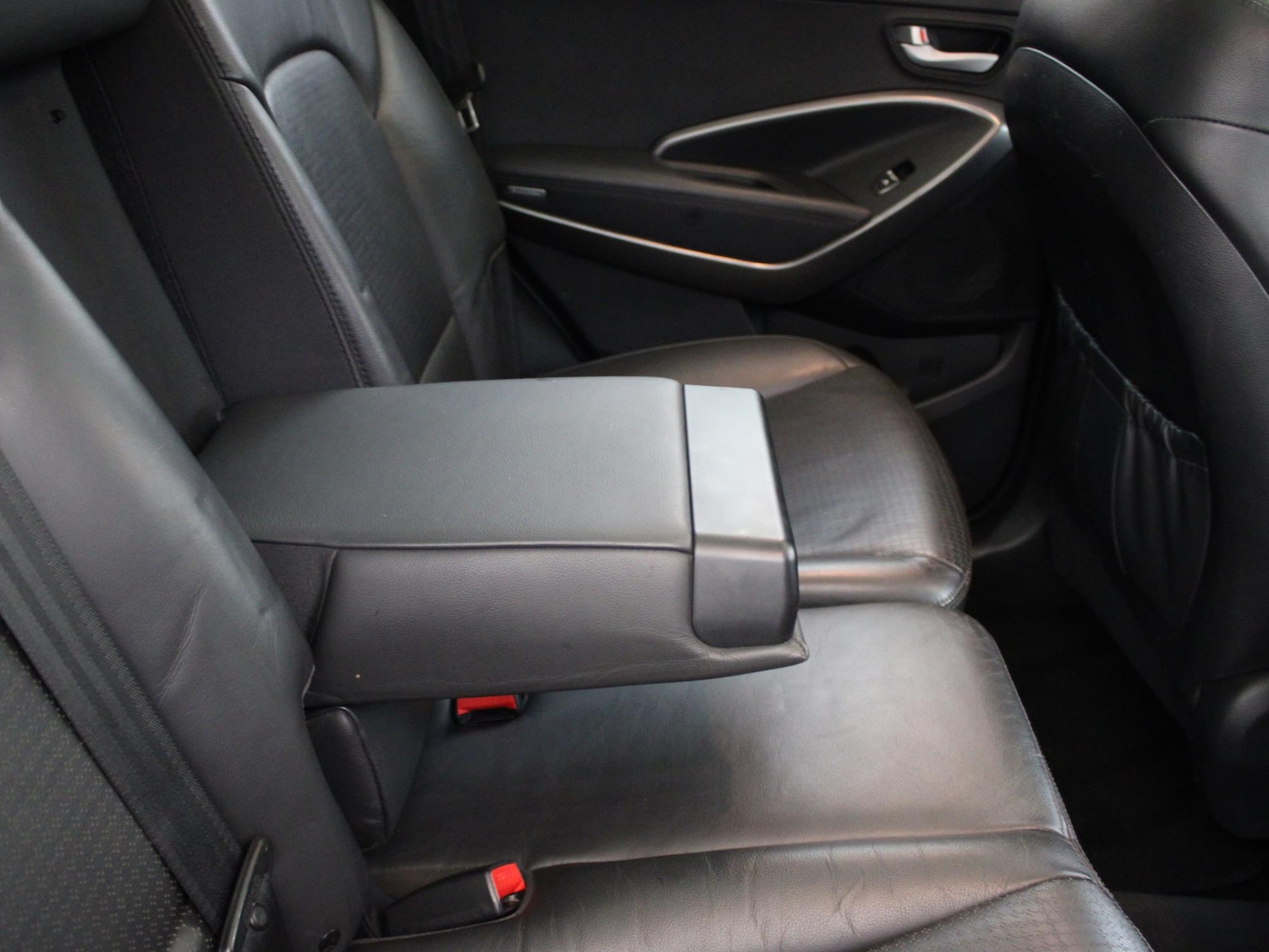 Used Hyundai Santa Fe 2014 for sale - 76411588: Photo 14