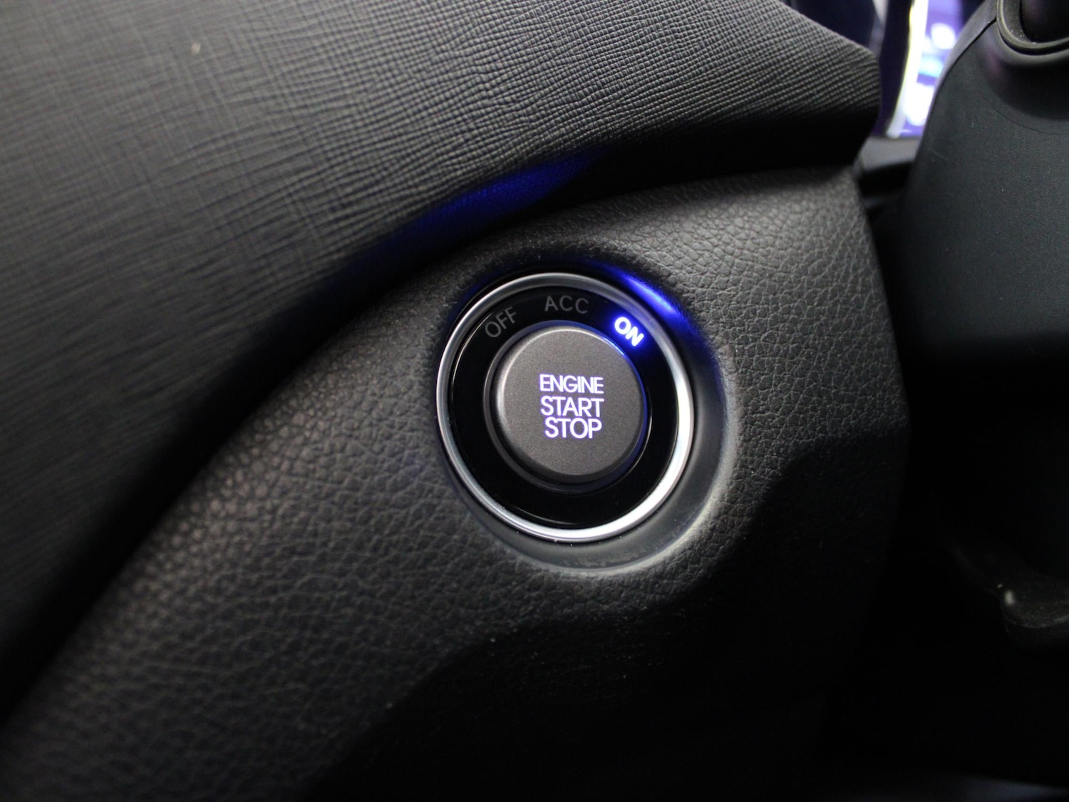 Used Hyundai Santa Fe 2014 for sale - 76411588: Photo 20