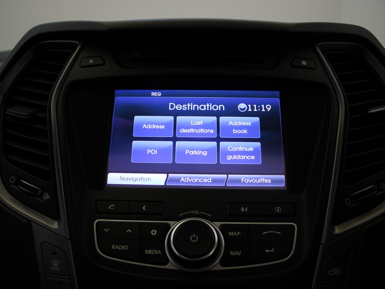 Used Hyundai Santa Fe 2014 for sale - 76411588: Photo 25